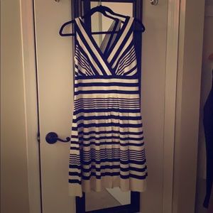 White House black market size 10 dress
